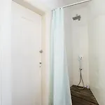 Casa de Férias Guestready - Historic Courtyard Townhouse *