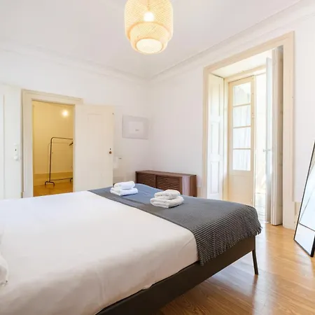 Guestready - Historic Courtyard Townhouse Dom wakacyjny Porto