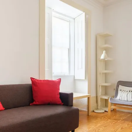 Guestready - Historic Courtyard Townhouse *