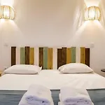 度假居 Guestready - Historic Courtyard Townhouse 波尔图