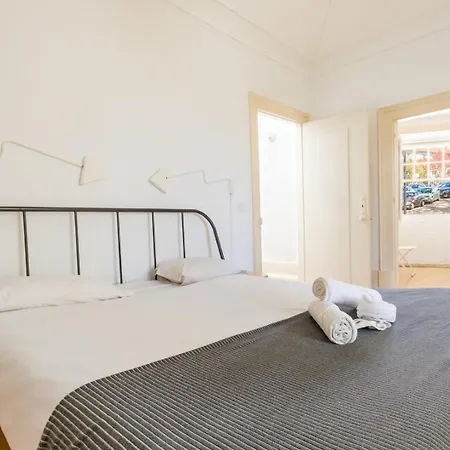 Ferienhaus Guestready - Historic Courtyard Townhouse
