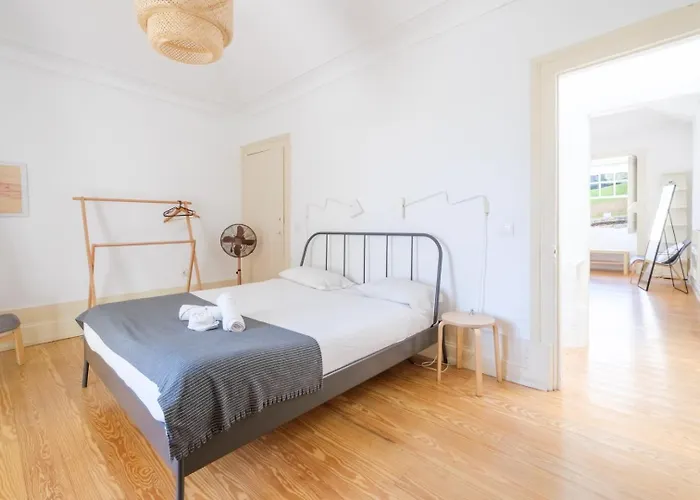 펜션 Guestready - Historic Courtyard Townhouse *