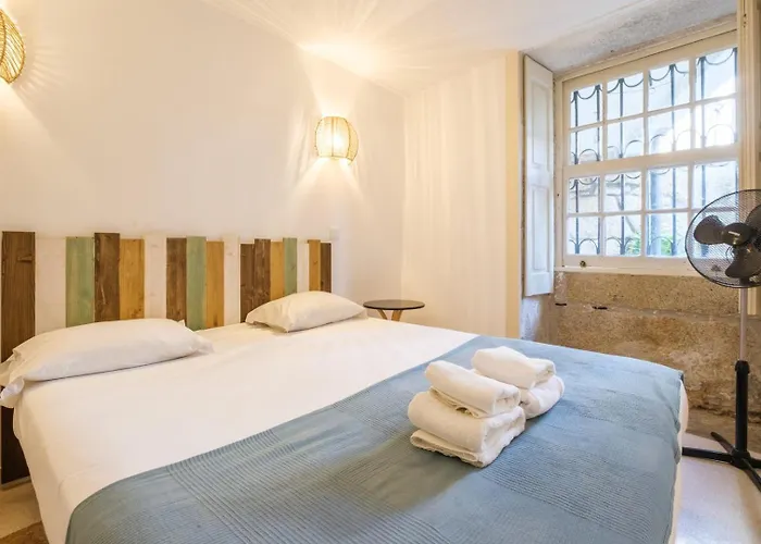 Guestready - Historic Courtyard Townhouse *