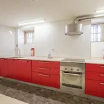 Prázdninový dům Guestready - Historic Courtyard Townhouse