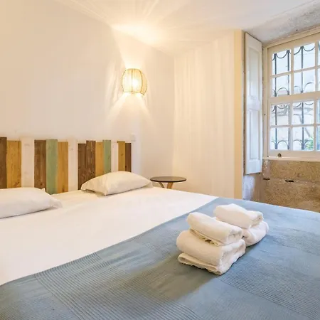 Guestready - Historic Courtyard Townhouse *